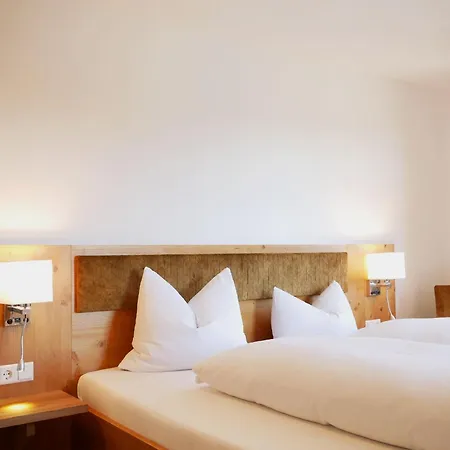 Hotel Feriengasthof Loewen *