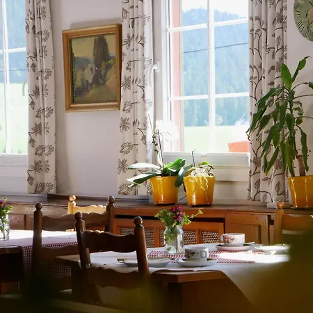 Feriengasthof Loewen * Breitnau